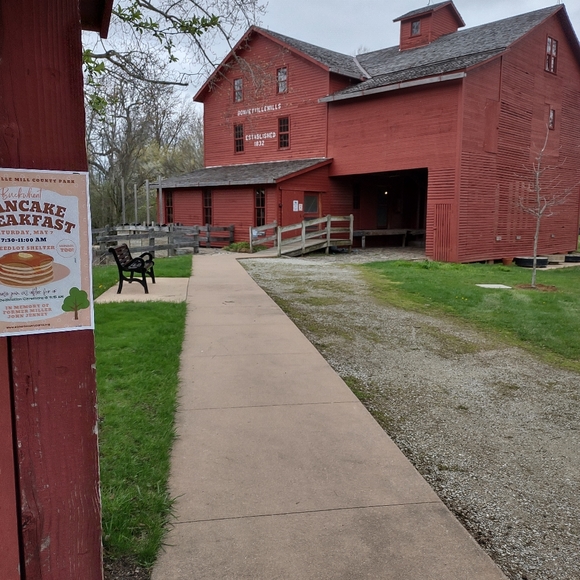 SAE EMPORIUM - Picture 4 of 4